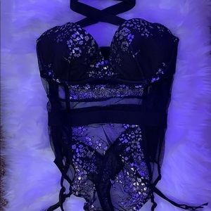🖤✨Sexy VS Mesh black silver teddy corset 🖤✨